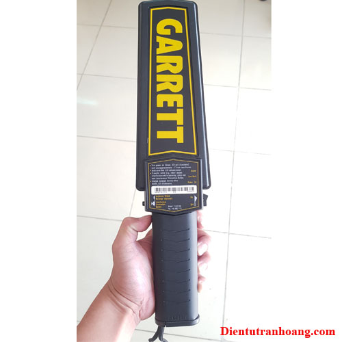 May-Do-Kim-Loai-Cam-Tay-Garrett